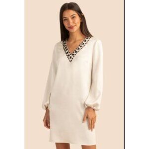 NWT Trina Turk Beaming Shift Dress Oyster Pearl Size 10